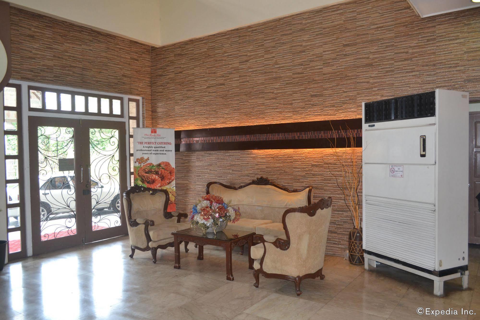 Phela Grande Hotel General Santos City Екстер'єр фото
